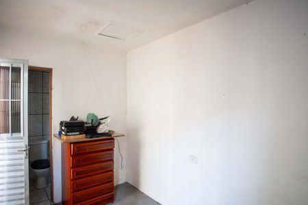 Casa à venda com 230m², 4 quartos e 2 vagasQuarto de Serviço