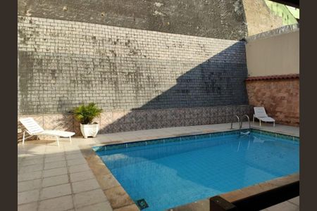 Casa à venda com 585m², 4 quartos e 3 vagas