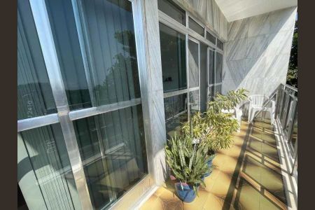 Apartamento à venda com 55m², 2 quartos e 1 vaga