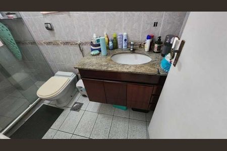 Apartamento à venda com 65m², 2 quartos e 1 vaga