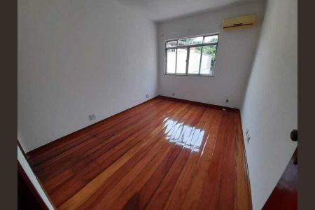 Apartamento à venda com 101m², 3 quartos e 1 vaga