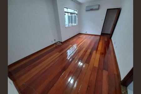 Apartamento à venda com 101m², 3 quartos e 1 vaga