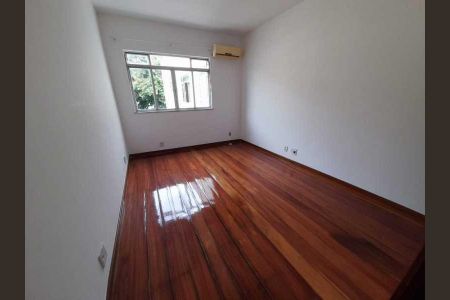Apartamento à venda com 101m², 3 quartos e 1 vaga