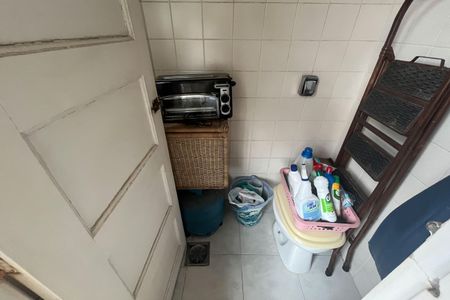 Apartamento para alugar com 80m², 2 quartos e sem vaga Apartamento para alugar com 80m², 2 quartos e sem vagaBanheiro de serviço