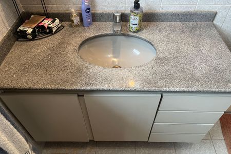 Apartamento para alugar com 80m², 2 quartos e sem vaga Apartamento para alugar com 80m², 2 quartos e sem vagaBanheiro