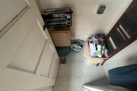 Apartamento para alugar com 80m², 2 quartos e sem vaga Apartamento para alugar com 80m², 2 quartos e sem vagaBanheiro de serviço
