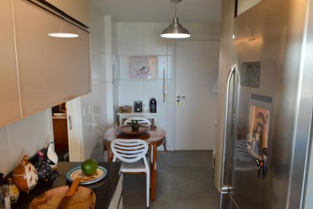 Apartamento à venda com 143m², 3 quartos e 2 vagasCozinha