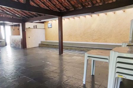 Casa de condomínio para alugar com 362m², 5 quartos e 5 vagasÁrea comum - Salão de festas