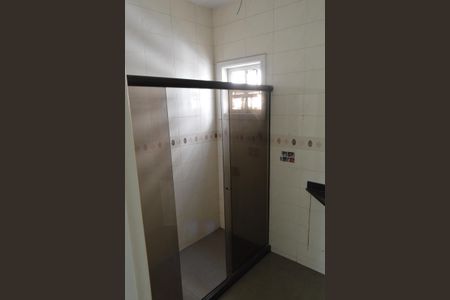 Casa de condomínio para alugar com 362m², 5 quartos e 5 vagasBanheiro Social