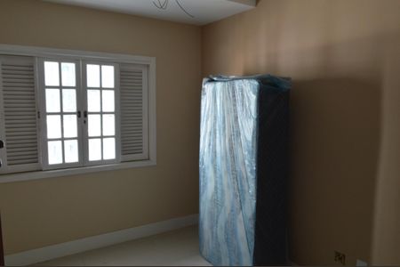 Casa de condomínio para alugar com 362m², 5 quartos e 5 vagasQuarto 2