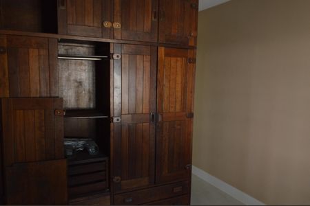 Casa de condomínio para alugar com 362m², 5 quartos e 5 vagasQuarto 1