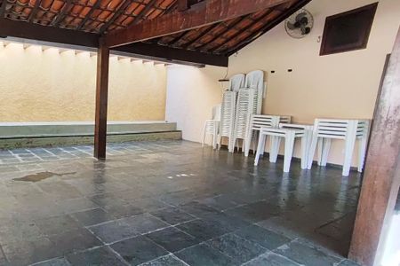 Casa de condomínio para alugar com 362m², 5 quartos e 5 vagasÁrea comum - Salão de festas