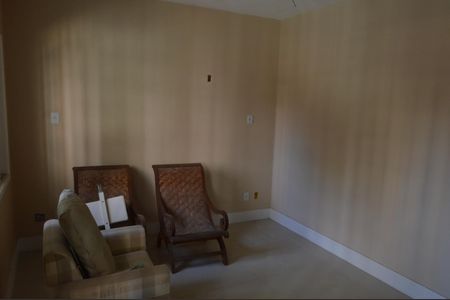 Casa de condomínio para alugar com 362m², 5 quartos e 5 vagasSuíte 3