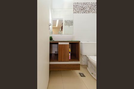 Apartamento à venda com 100m², 3 quartos e 1 vaga Apartamento à venda com 100m², 3 quartos e 1 vagaLavabo