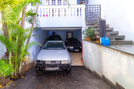 Casa à venda com 220m², 4 quartos e 4 vagasGaragem