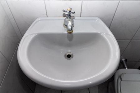 Casa à venda com 220m², 4 quartos e 4 vagasBanheiro 2