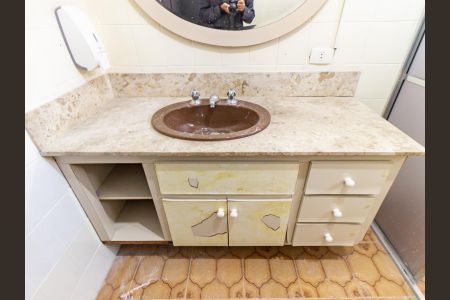 Casa à venda com 189m², 3 quartos e 2 vagas Casa à venda com 189m², 3 quartos e 2 vagasBanheiro da Suíte