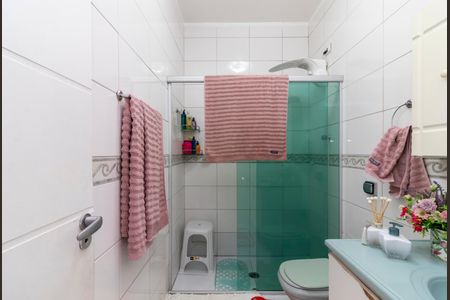 Casa à venda com 192m², 4 quartos e 3 vagas Casa à venda com 192m², 4 quartos e 3 vagasBanheiro