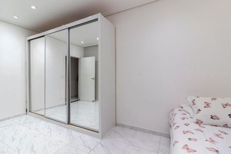 Casa à venda com 192m², 4 quartos e 3 vagas Casa à venda com 192m², 4 quartos e 3 vagasQuarto 2