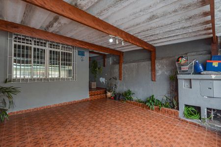 Casa à venda com 150m², 4 quartos e 2 vagas Casa à venda com 150m², 4 quartos e 2 vagasGaragem
