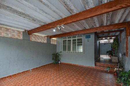 Casa à venda com 150m², 4 quartos e 2 vagas Casa à venda com 150m², 4 quartos e 2 vagasGaragem