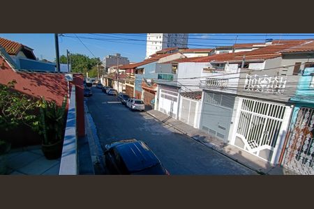 Casa à venda com 127m², 3 quartos e 2 vagasVista da rua