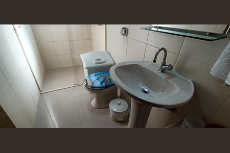 Casa à venda com 127m², 3 quartos e 2 vagasBanheiro