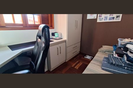 Casa à venda com 127m², 3 quartos e 2 vagasQuarto 2