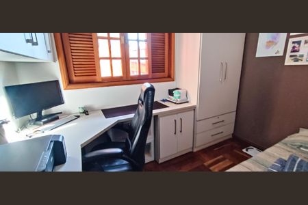 Casa à venda com 127m², 3 quartos e 2 vagasQuarto 2