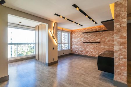 Apartamento à venda com 64m², 1 quarto e 2 vagasSala