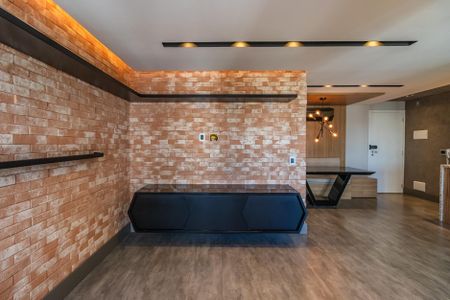 Apartamento à venda com 64m², 1 quarto e 2 vagasSala