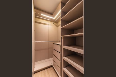 Apartamento à venda com 64m², 1 quarto e 2 vagasSuíte