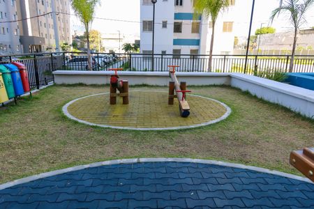 Apartamento à venda com 48m², 2 quartos e sem vaga Apartamento à venda com 48m², 2 quartos e sem vagaÁrea comum - Playground