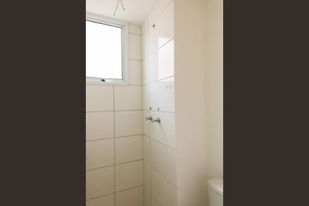 Apartamento à venda com 48m², 2 quartos e sem vaga Apartamento à venda com 48m², 2 quartos e sem vagaBanheiro