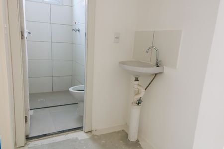 Apartamento à venda com 48m², 2 quartos e sem vaga Apartamento à venda com 48m², 2 quartos e sem vagaBanheiro