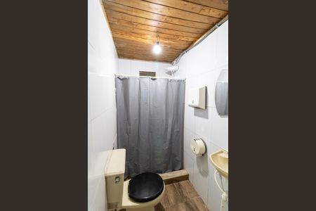 Casa à venda com 250m², 3 quartos e 2 vagasBanheiro