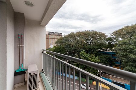 Apartamento para alugar com 30m², 1 quarto e 1 vaga Apartamento para alugar com 30m², 1 quarto e 1 vagaVaranda