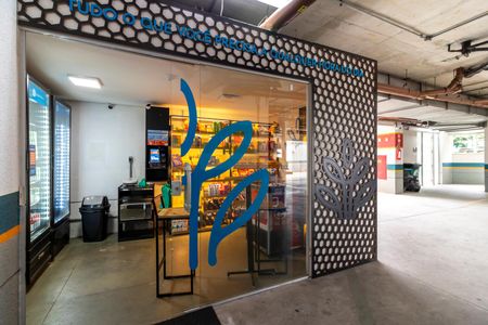 Apartamento para alugar com 30m², 1 quarto e 1 vaga Apartamento para alugar com 30m², 1 quarto e 1 vagaMercado 24h