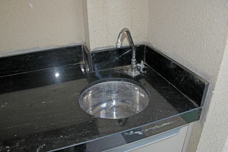 Apartamento para alugar com 134m², 2 quartos e 1 vagaÁrea de serviço