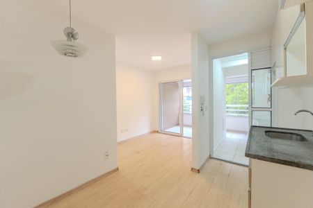Apartamento à venda com 50m², 2 quartos e 1 vaga Apartamento à venda com 50m², 2 quartos e 1 vagaSala