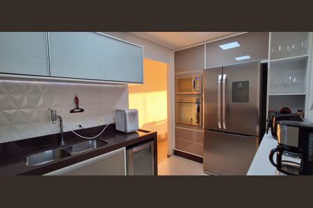 Apartamento à venda com 113m², 2 quartos e 2 vagasCozinha