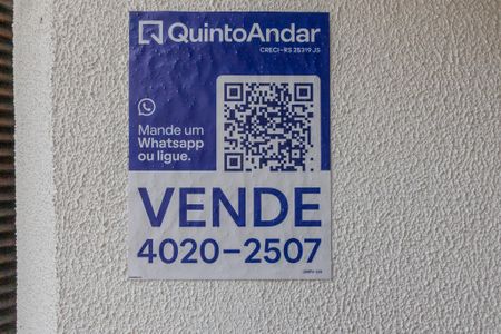 Casa de condomínio à venda com 179m², 3 quartos e 2 vagasPlaca
