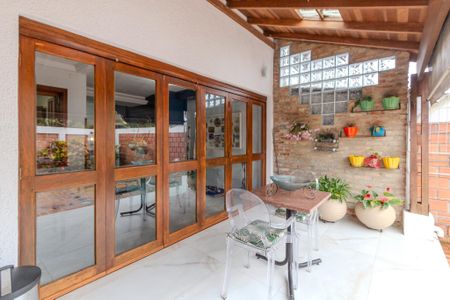 Casa de condomínio à venda com 179m², 3 quartos e 2 vagasÁrea externa