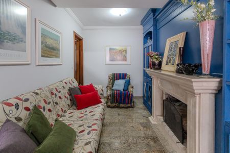 Casa de condomínio à venda com 179m², 3 quartos e 2 vagasSala