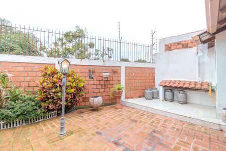 Casa de condomínio à venda com 179m², 3 quartos e 2 vagasÁrea externa