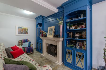 Casa de condomínio à venda com 179m², 3 quartos e 2 vagasSala