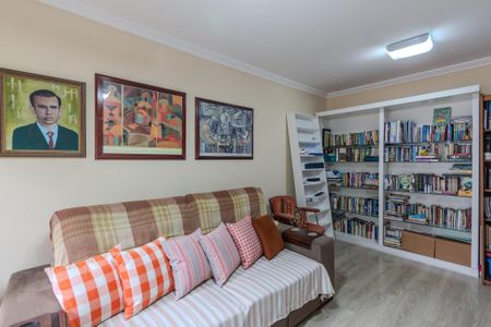 Casa de condomínio à venda com 179m², 3 quartos e 2 vagasSala de TV