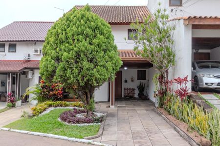 Casa de condomínio à venda com 179m², 3 quartos e 2 vagasFachada