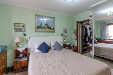 Casa de condomínio à venda com 179m², 3 quartos e 2 vagasSuíte