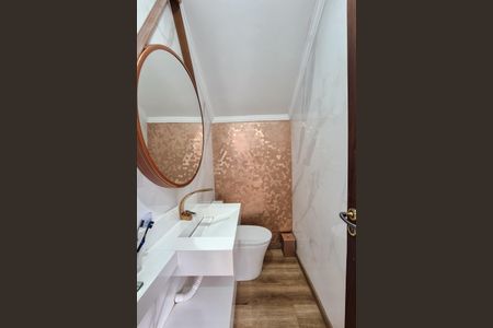 Casa à venda com 182m², 3 quartos e 2 vagasLavabo